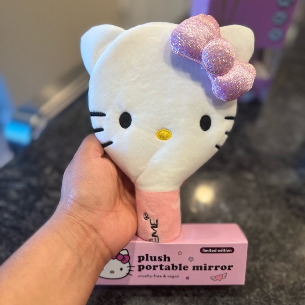 Hello kitty